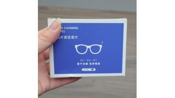 Lens Cleaning Wipes