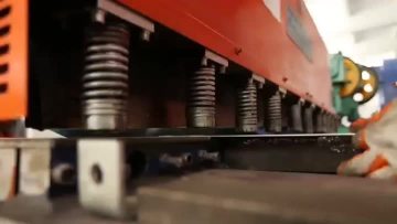 JIEMA SIDEBOARD CUTTING