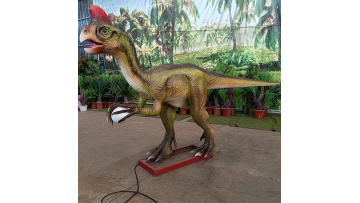 animatronic oviraptor dinosaur