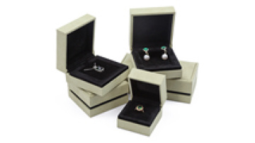 Hanhong new custom imitation leather velvet jewelry box Bracelet watch necklace earrings velvet van cleef brand ring jewelry box1