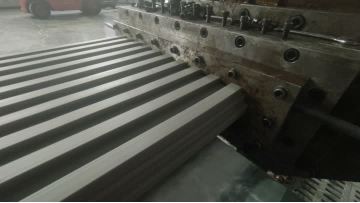 Extrusion mold video