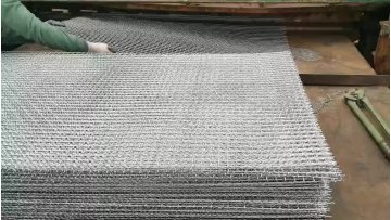 Yaqi customized sample square hole stainless steel crimped wire mesh1