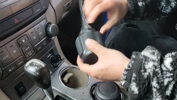 cup phone holder for car