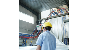 Aluminum profile spraying