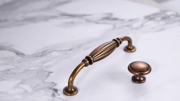 antique bronze drawer pulls Z411-Z412