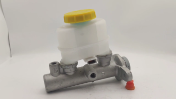 Wholesale Price Auto Brake Pump Brake Master Cylinder for NISSAN 46010-B8500 46010-8B5001