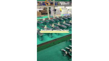 faucet wareroom-1
