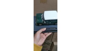 Red&Green Collectible Toy Vehicle 1/24 simulation alloy 1969  Mi ni Cooper  Model Toy Car1