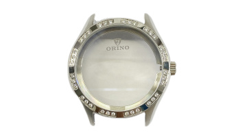 setting diamond watch case 
