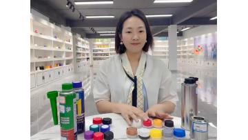 Plastic cap for car care tin cans
