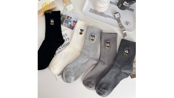 Korean cartoon Mickey Mouse mid tube embroidered socks pile socks