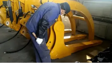 Manufacturer Heavy Duty Industrial Grapple Wood Log Grapple Front End Loader with Log Grapple1