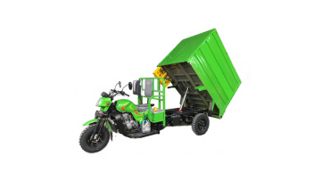 New type of rollover sanitation vehicle