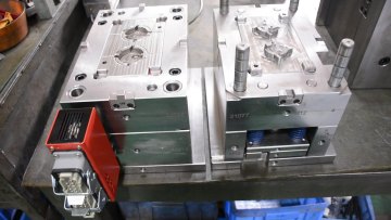 OEM high quality custom ABS injection molded plastic parts plastic injection molding products1