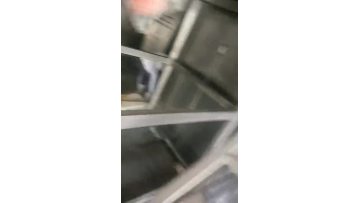 ONION lifting and vibrated distributing before freezing feeding in whole production line