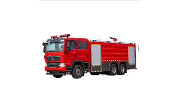 Fire fighting truck
