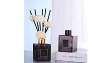 Factory Customization 200ml Wholesale Decoration Car Aroma Bottle for Home Luxury Reed Diffuser Bottle1