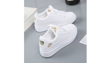 2024 Autumn Casual Running Shoes for Women - Korean Style White Low-Cut Lace-Up Sneakers1