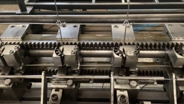 Fixed knot fence machine / Galvanized Fixed knot field fence making machine factory price1