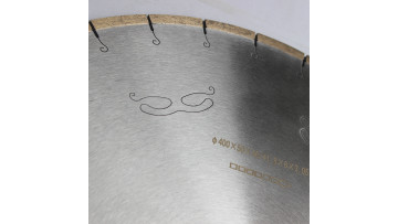 Quiet marble cutting blade
