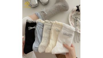Korean version bubble mouth silver ribbon bow middle tube pile socks