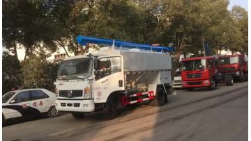 Dry powder truck