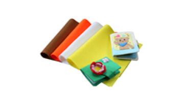 Nonwoven Colorful Soft Stiff Polyester felt fabric for DIY fabric art1
