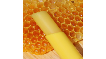Honey lip balm video