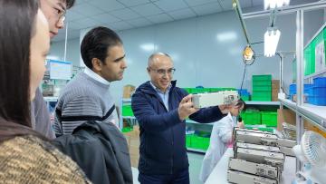 Welcome Mr.Ahmed Embaby to visit Changjiang Electric Appliance