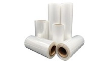 2500m Hot sale best price fresh pvc cling film jumbo roll for food plastic wrap1