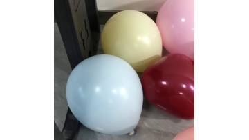 latex balloon