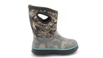 Kids Waterproof Insulated Neoprene Camo Hunting Boots1