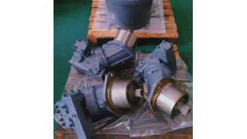 Track chassis traveling reducer (or gearbox) assembly