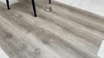 laminate flooring waterproof