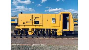 Rail grinding vehicle