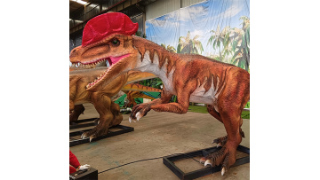 animatronic dilophosaurus jurassic world