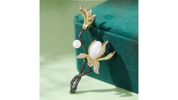 Magnolia Metal Brooch