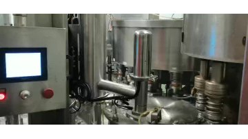 Liquid nitrogen dosing machine for  Aluminum cans/Tin cans/PET bottles beverage1