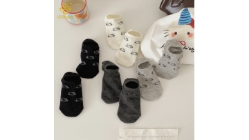 Korean cartoon KT cat shallow mouth invisible boat socks anti slip