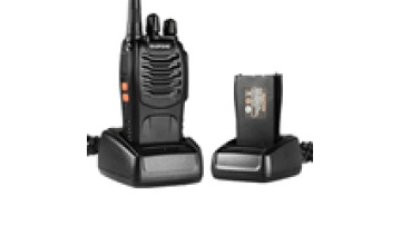 Cheapest Price Baofeng Long Range Handheld Radio Restaurant 3 km High Quality Walkie Talkie with Earpiece BF-888S1