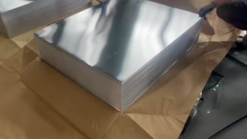 Bright-finish tinplate sheets