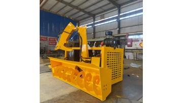 Towed snow blower (self-powered) 