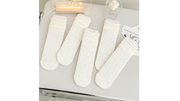 Combed cotton high tube cotton pile socks
