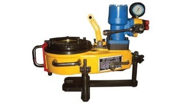Hydraulic tubing power tong