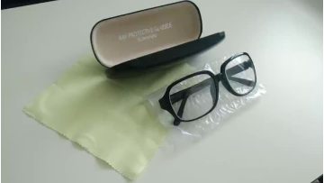 lead glasses with normal model 