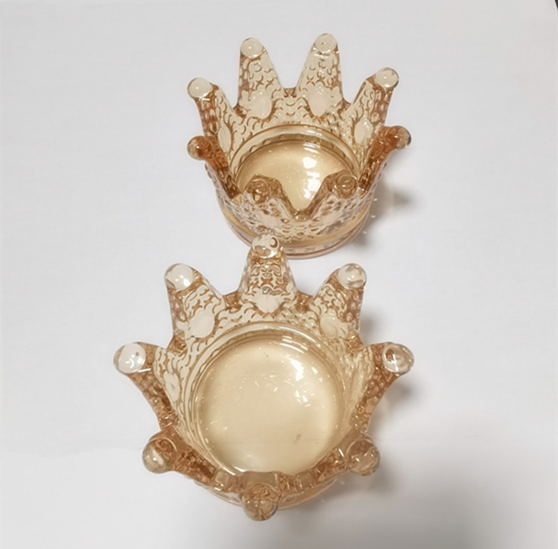 King Candle Holder