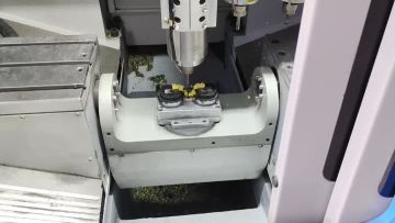 Making eyeglasses components