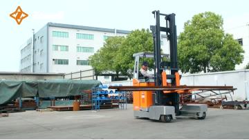 Full directional  forklift.mp4