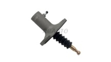 OE 9700515050 Clutch Master Cylinder for Volvo FM/FH, Meritor, Mack Trucks - Spare Parts1