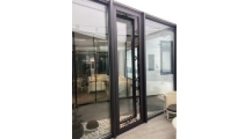 112 zhanyun P   Electric horizontal sliding window with falling prevention system1